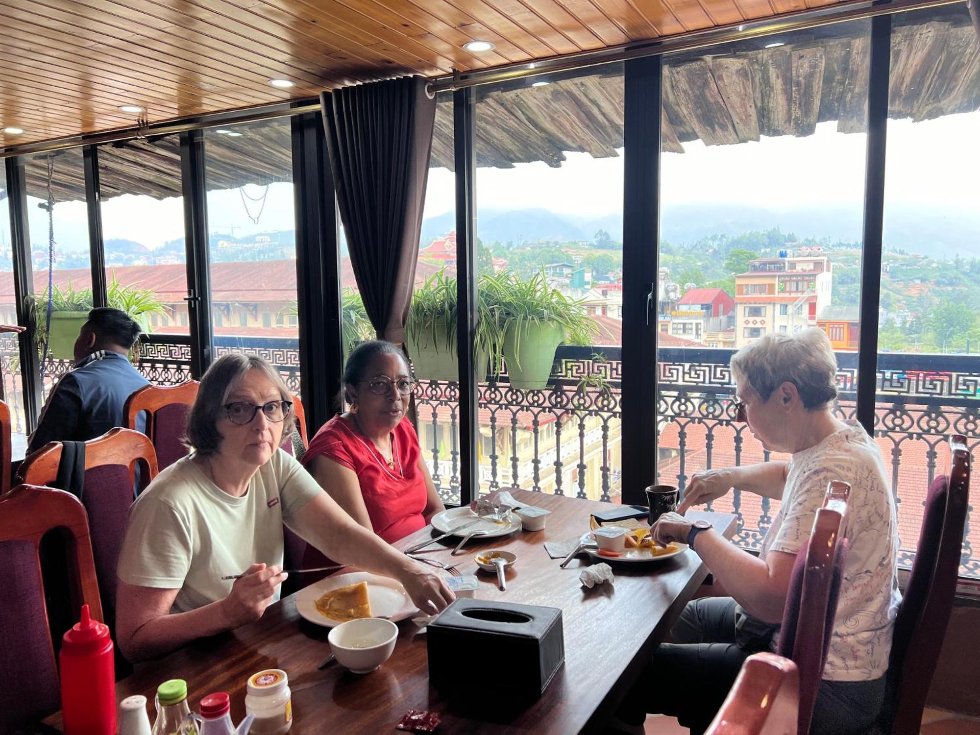 Sapa Full House Hotel Экстерьер фото